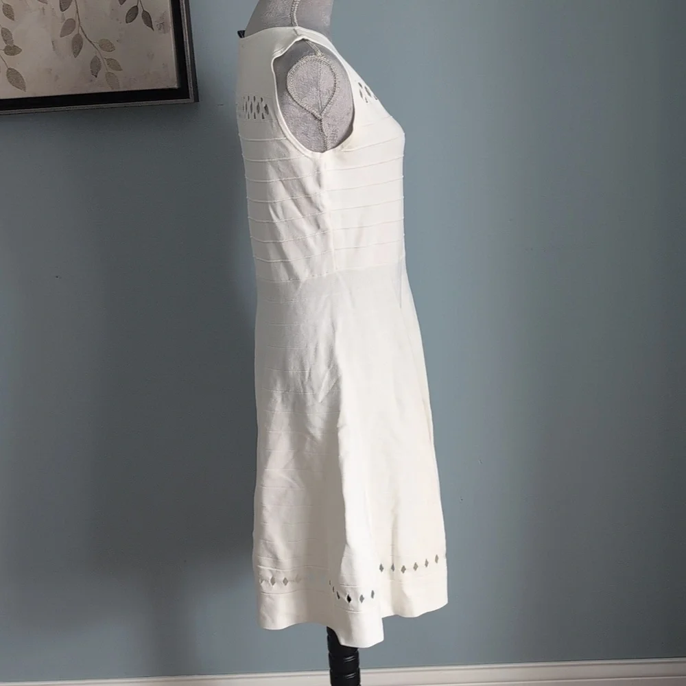 French Connection White Sleeveless Cutout Fit-and-Flare 'kai' 12 - Picture 7 of 11